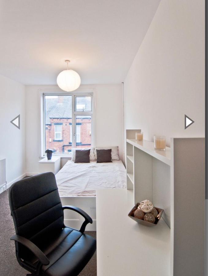 Budget Double Room Close To Leeds University And City Centre Exterior photo